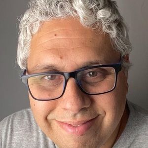 Meet your Posher, Luis